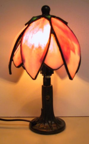スランピングの花ランプの作り方